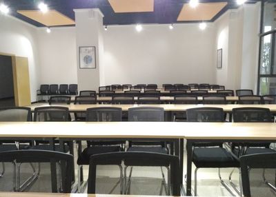 廣安電商服務(wù)中心開(kāi)放免費(fèi)入駐，12類崗位虛位以待，共創(chuàng)數(shù)字經(jīng)濟(jì)新篇章